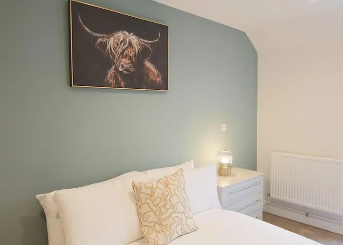 Redcross Street 306 *